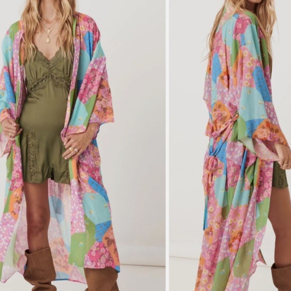 SPELL Robe S/M - Picture 3 of 3